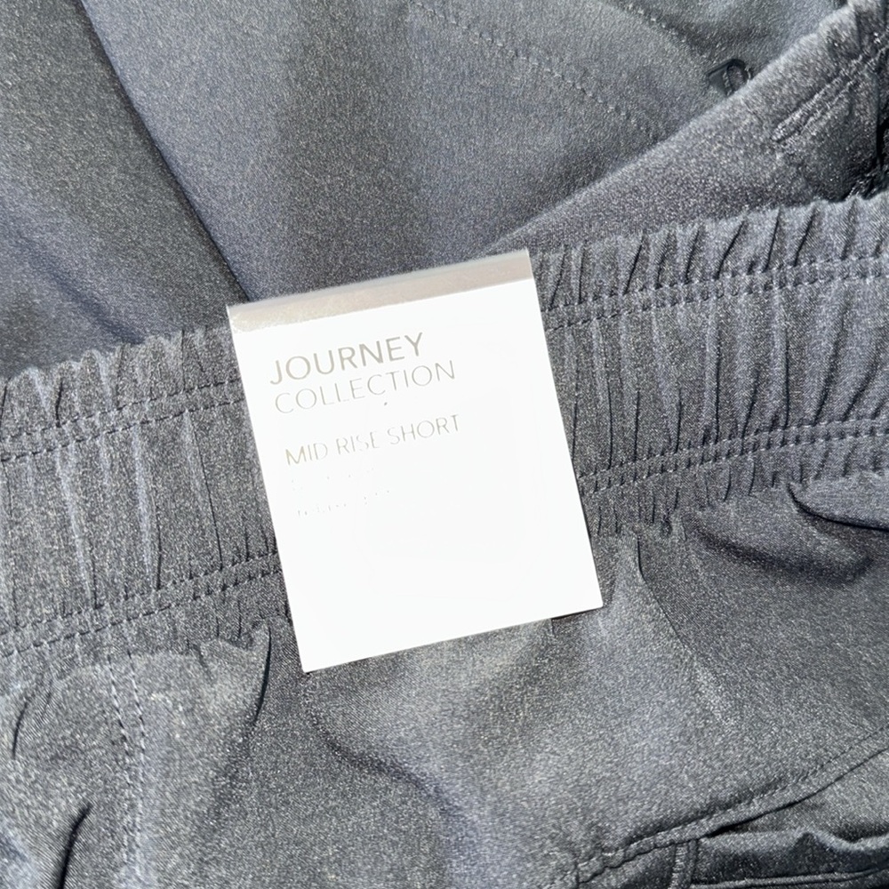 NWT Calia Journey Mid-Rise 8” Shorts - Picture 9 of 9